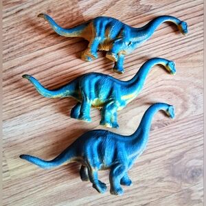 Set Of 3 Dinosars By GREENBIER, see Pics